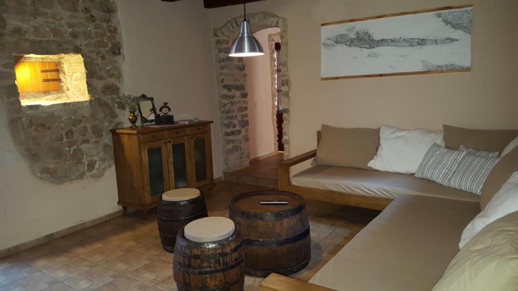 Holiday House With A Swimming Pool Vrbanj, Hvar - 11040 Quarto foto